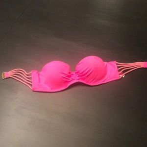 Victoria Secret 32c swim top.  Like new